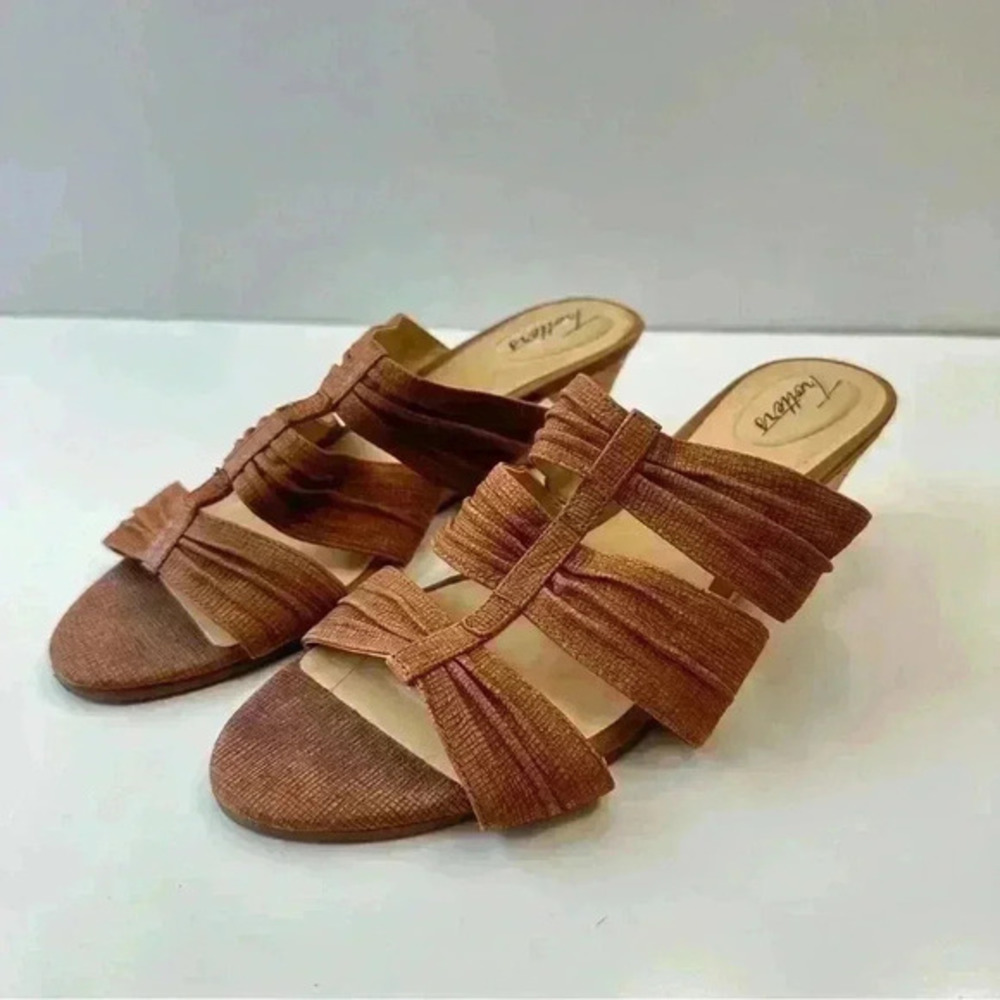 Trotters Damen Mia Slides Sandal Cognac Womens Size 8.5